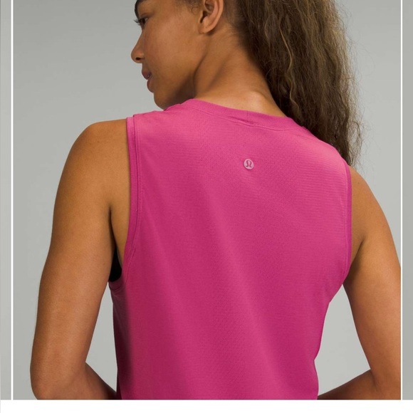 💜 Lululemon Swiftly Breathe Muscle Tank Top
Pink Lychee / Pink Lychee - Picture 3 of 5